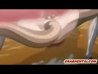Japoniškas meilužis hentai su šoktelėti papai tentacles dulkinimasis