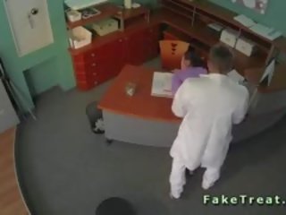 Zabezpečení vačka zkurvenej v falešný nemocnice