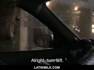 Taxi șofer suge latin penis, inpulit pentru numerar