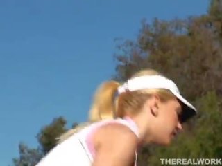 Attractive prsnaté diva dostane fucked ťažký shortly shortly thereafter ju golf lessons