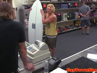 Hetero surfer spitroasted at pawnshop