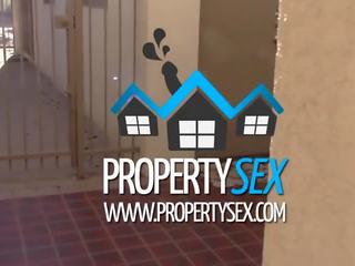 Propertysex delightful realtor blackmailed stāšanās pieaugušais filma renting birojs telpa